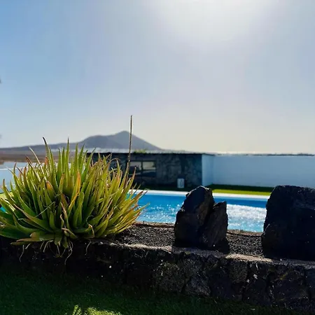 Canaryislandshost L Olympica Apartman Teguise