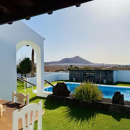 Canaryislandshost L Olympica * Teguise (Lanzarote)