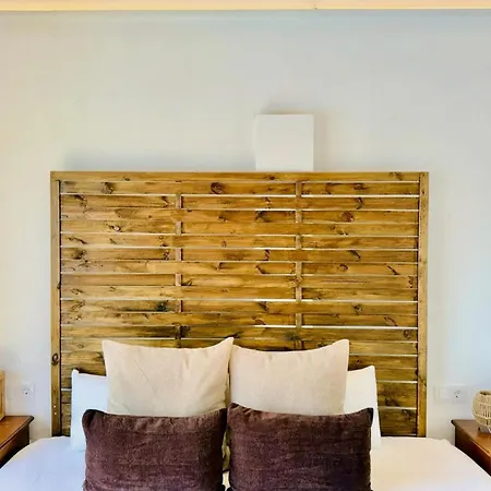 Canaryislandshost L Olympica Teguise (Lanzarote)