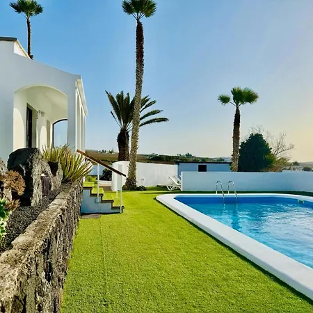Canaryislandshost L Olympica Teguise