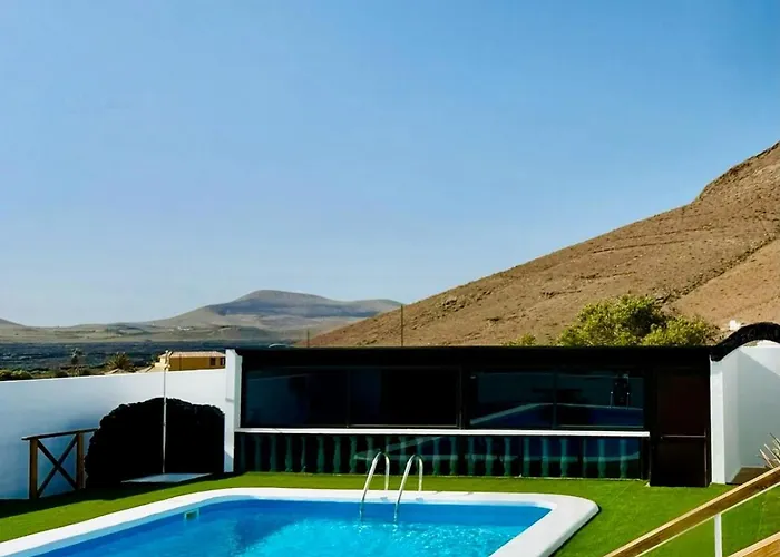 Canaryislandshost L Olympica * Teguise (Lanzarote)