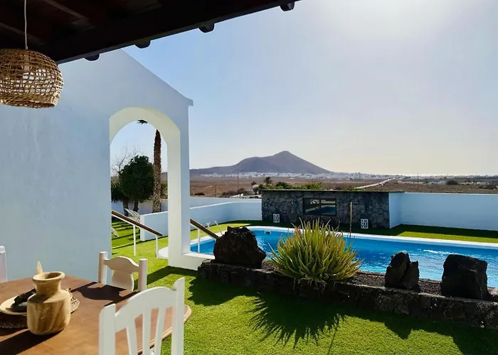Canaryislandshost L Olympica * Teguise (Lanzarote)
